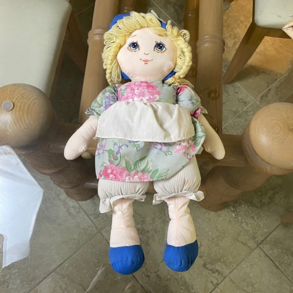 VTG Commonwealth Toy Novelty Co Rag‎ Doll Floral Dress Blonde Hair Blue Shoes